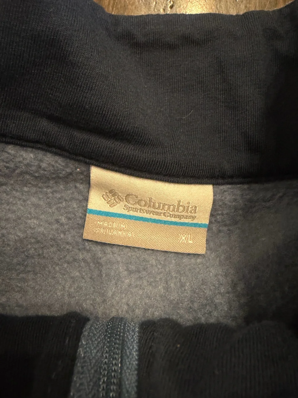 Columbia Men's Light Blue Half-Zip Fleece with Dark Navy Collar -XL